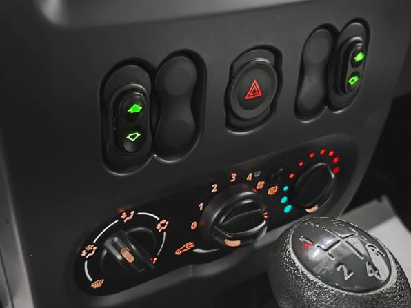 Renault Sandero I с пробегом 2014 года, цена 470 000 рублей, 141710 км, хэтчбек, Автокод Объявления