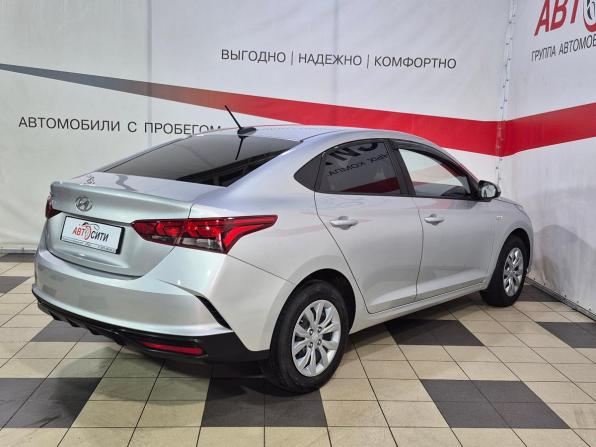 Hyundai Solaris II Рестайлинг с пробегом 2021 года, цена 1 486 000 рублей, 155120 км, седан, Автокод Объявления