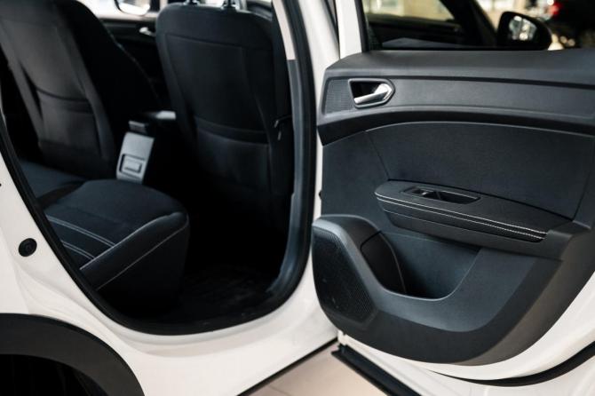 Renault Arkana I с пробегом 2019 года, цена 1 480 000 рублей, 86238 км, внедорожник, Автокод Объявления