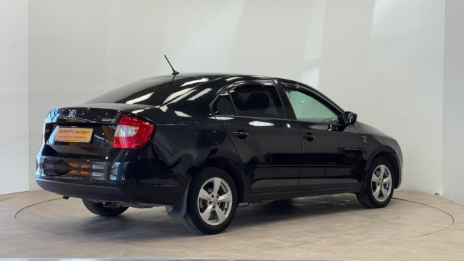 Skoda Rapid I с пробегом 2016 года, цена 920 000 рублей, 199378 км, седан, Автокод Объявления