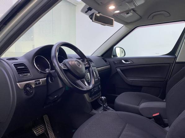 Skoda Yeti I Рестайлинг с пробегом 2014 года, цена 1 370 000 рублей, 145304 км, внедорожник, Автокод Объявления
