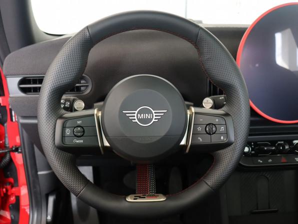 Mini Hatch IV (F65/F66/J01) с пробегом 2024 года, цена 4 000 000 рублей, 11463 км, хэтчбек, Автокод Объявления