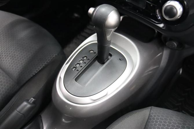 Nissan Juke I с пробегом 2012 года, цена 1 095 950 рублей, 85425 км, внедорожник, Автокод Объявления