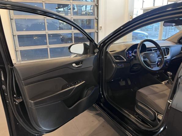 Hyundai Solaris II с пробегом 2019 года, цена 1 265 000 рублей, 141634 км, седан, Автокод Объявления