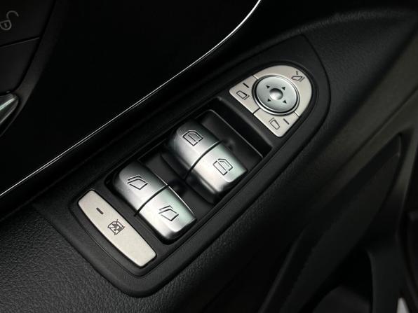 Mercedes-Benz Vito III (W447) с пробегом 2017 года, цена 4 746 300 рублей, 65164 км, минивэн, Автокод Объявления
