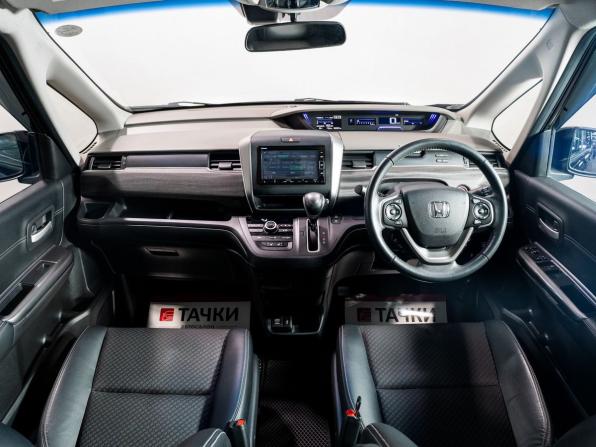 Honda Freed II Рестайлинг с пробегом 2019 года, цена 1 650 000 рублей, 40329 км, компактвэн, Автокод Объявления