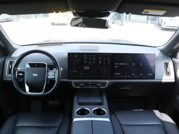 Li Auto (Lixiang) L9 I Рестайлинг с пробегом 2024 года, цена 6 335 000 рублей, 59110 км, внедорожник, Автокод Объявления