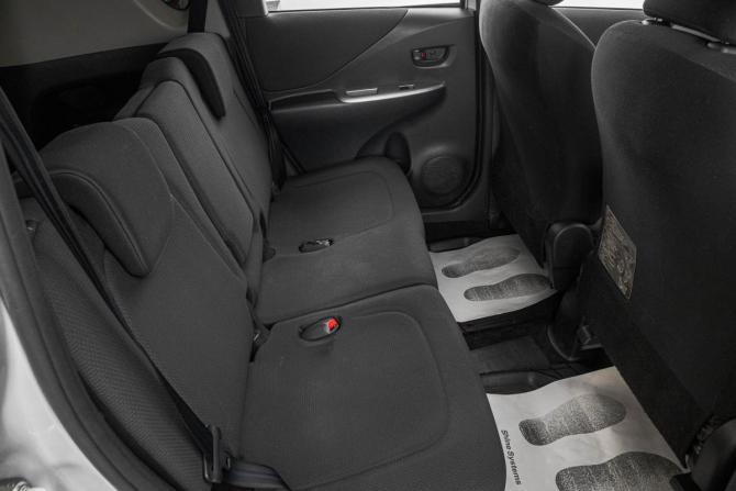Toyota Ractis I с пробегом 2009 года, цена 599 000 рублей, 250000 км, хэтчбек, Автокод Объявления