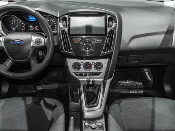 Ford Focus III с пробегом 2013 года, цена 575 000 рублей, 186908 км, хэтчбек, Автокод Объявления