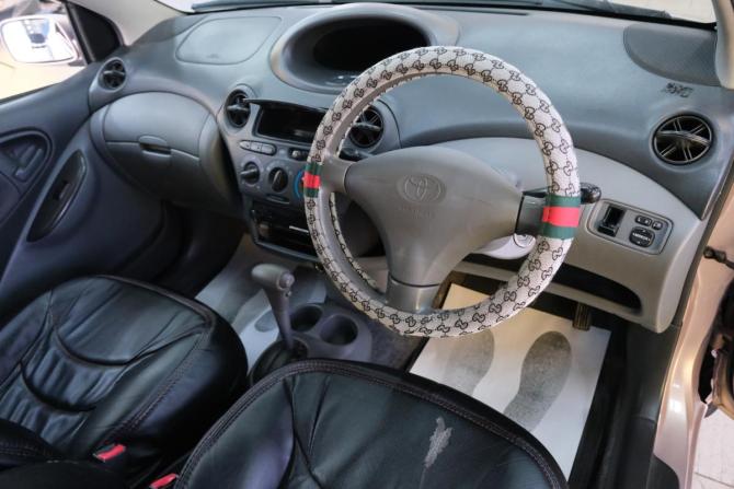 Toyota Vitz I (P10) с пробегом 2001 года, цена 359 000 рублей, 299999 км, хэтчбек, Автокод Объявления
