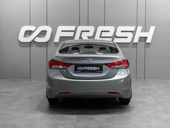 Hyundai Elantra V (MD) с пробегом 2012 года, цена 999 000 рублей, 220614 км, седан, Автокод Объявления
