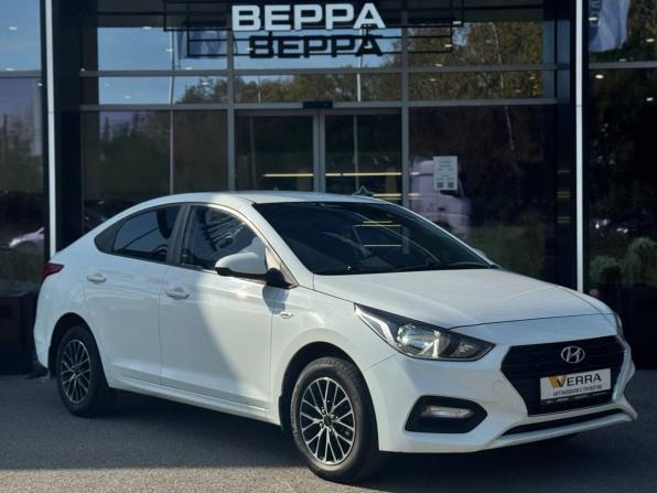 Hyundai Solaris II с пробегом 2018 года, цена 1 370 000 рублей, 99765 км, седан, Автокод Объявления