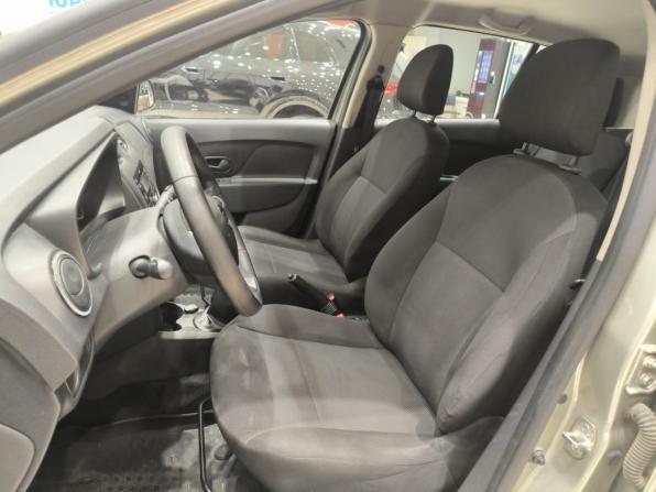 Renault Sandero II Рестайлинг с пробегом 2018 года, цена 834 000 рублей, 91590 км, хэтчбек, Автокод Объявления