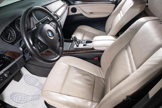 BMW X5 II (E70) Рестайлинг с пробегом 2010 года, цена 2 499 000 рублей, 249680 км, внедорожник, Автокод Объявления