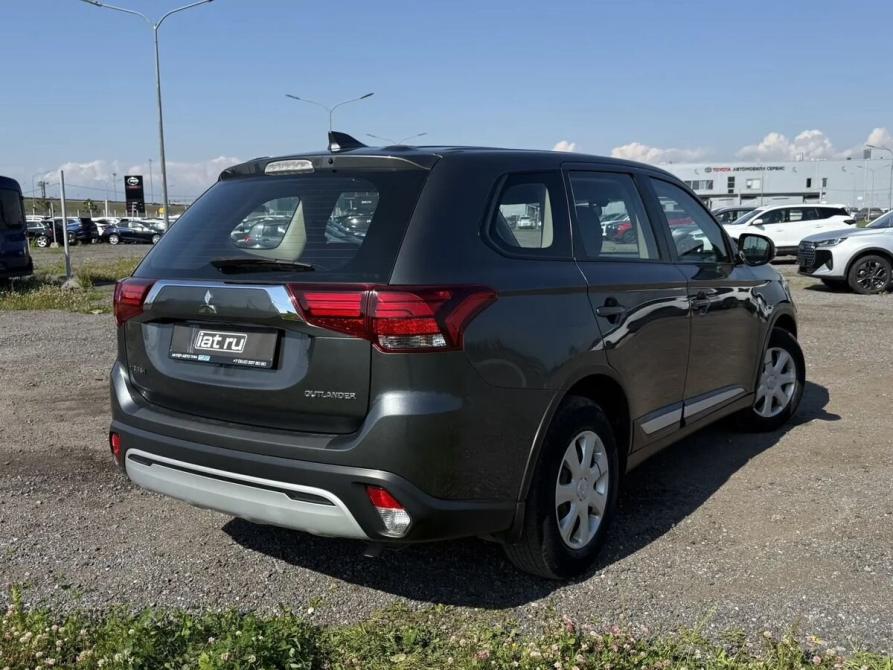 Mitsubishi Outlander III Рестайлинг 3 Санкт-Петербург  - изображение 2