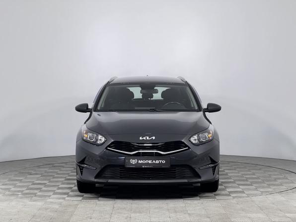 Kia Ceed III Рестайлинг с пробегом 2022 года, цена 2 180 000 рублей, 50500 км, универсал, Автокод Объявления