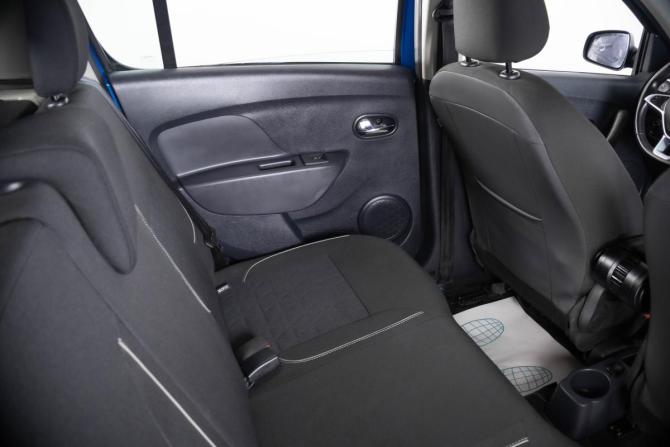 Renault Sandero II Рестайлинг с пробегом 2018 года, цена 1 349 000 рублей, 87200 км, хэтчбек, Автокод Объявления