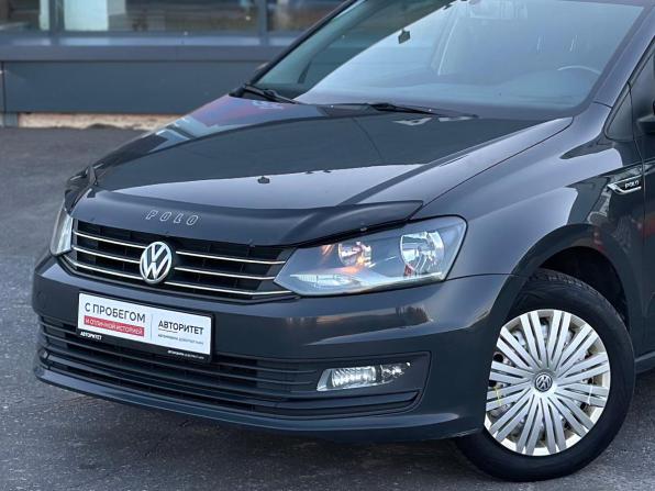 Volkswagen Polo V Рестайлинг с пробегом 2017 года, цена 999 000 рублей, 124446 км, седан, Автокод Объявления