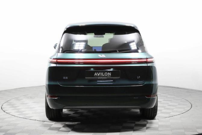 Новый Li Auto (Lixiang) L9 I Рестайлинг 2026 года, цена 12 090 000 рублей, внедорожник, Автокод Объявления