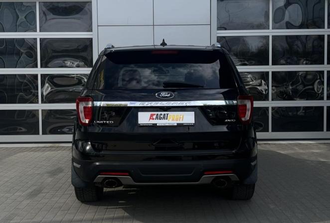 Ford Explorer V Рестайлинг с пробегом 2018 года, цена 2 250 000 рублей, 157746 км, внедорожник, Автокод Объявления