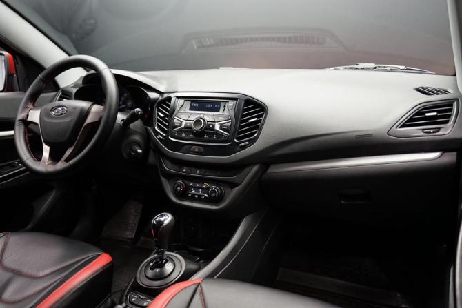 Lada (ВАЗ) Vesta I с пробегом 2017 года, цена 869 000 рублей, 137500 км, седан, Автокод Объявления