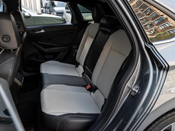 Volkswagen Jetta VII с пробегом 2019 года, цена 1 970 000 рублей, 128449 км, седан, Автокод Объявления