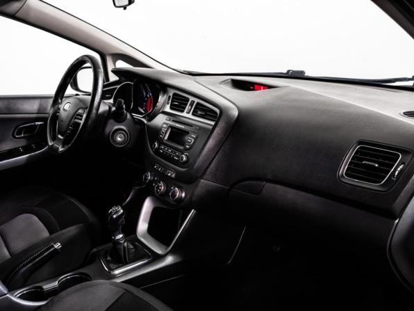 Kia Ceed II с пробегом 2014 года, цена 746 000 рублей, 209568 км, универсал, Автокод Объявления