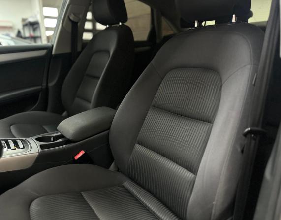 Audi A4 IV (B8) Рестайлинг с пробегом 2013 года, цена 1 250 000 рублей, 129910 км, седан, Автокод Объявления