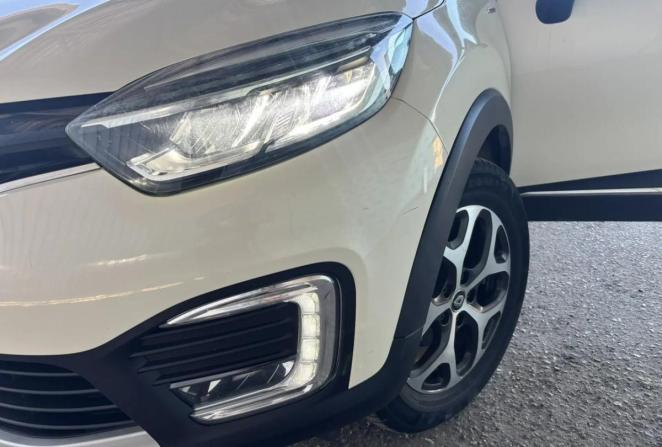 Renault Kaptur I с пробегом 2018 года, цена 1 499 000 рублей, 179801 км, внедорожник, Автокод Объявления
