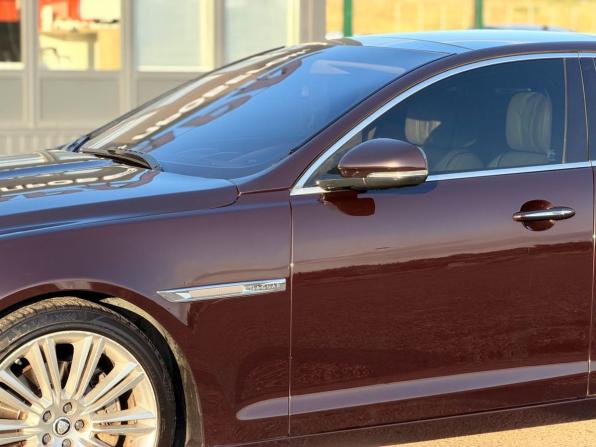 Jaguar XJ IV (X351) с пробегом 2011 года, цена 1 899 000 рублей, 98934 км, седан, Автокод Объявления