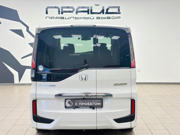 Honda Stepwgn V Рестайлинг с пробегом 2021 года, цена 2 699 000 рублей, 98724 км, минивэн, Автокод Объявления