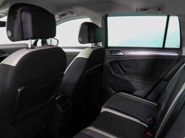 Volkswagen Tiguan II с пробегом 2020 года, цена 3 030 000 рублей, 87550 км, внедорожник, Автокод Объявления