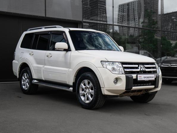 Mitsubishi Pajero IV с пробегом 2011 года, цена 2 590 000 рублей, 56791 км, внедорожник, Автокод Объявления