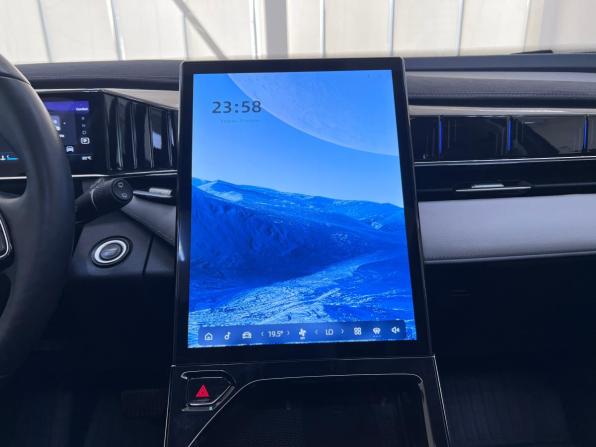 Geely Atlas II с пробегом 2025 года, цена 3 200 000 рублей, 12837 км, внедорожник, Автокод Объявления