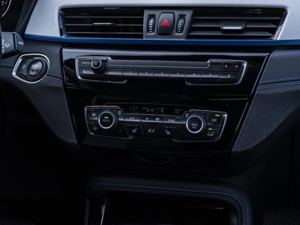 BMW X1 II (F48) Рестайлинг с пробегом 2019 года, цена 2 814 000 рублей, 125689 км, внедорожник, Автокод Объявления