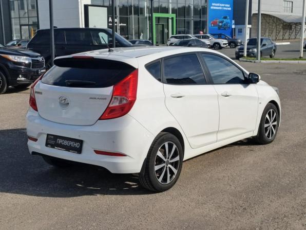 Hyundai Solaris I Рестайлинг с пробегом 2015 года, цена 925 000 рублей, 233823 км, хэтчбек, Автокод Объявления
