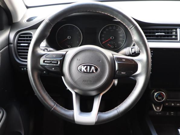 Kia Rio IV с пробегом 2019 года, цена 1 590 000 рублей, 62097 км, хэтчбек, Автокод Объявления