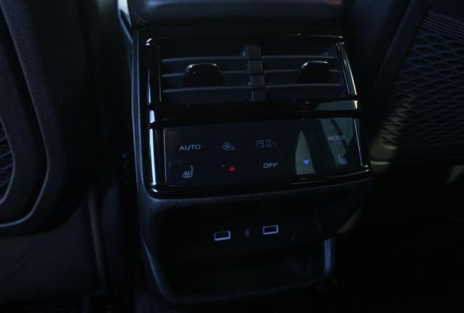 Geely Monjaro I с пробегом 2024 года, цена 3 390 000 рублей, 86755 км, внедорожник, Автокод Объявления