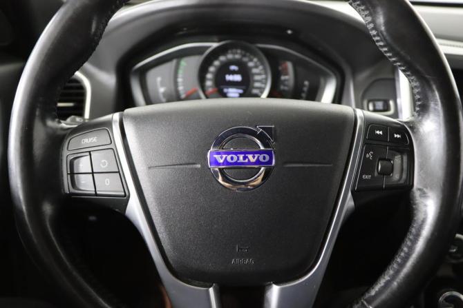 Volvo XC60 I Рестайлинг с пробегом 2014 года, цена 2 599 990 рублей, 139826 км, внедорожник, Автокод Объявления