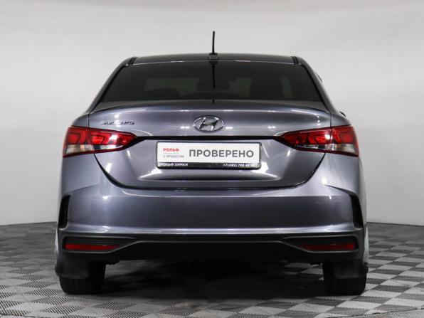 Hyundai Solaris II Рестайлинг с пробегом 2022 года, цена 2 157 000 рублей, 47077 км, седан, Автокод Объявления