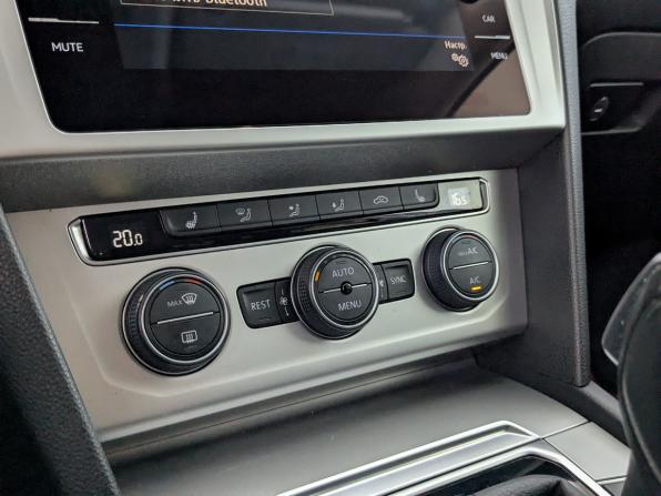 Volkswagen Passat B8 с пробегом 2019 года, цена 2 190 000 рублей, 116847 км, седан, Автокод Объявления