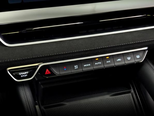 Geely Monjaro I с пробегом 2024 года, цена 3 430 000 рублей, 38780 км, внедорожник, Автокод Объявления