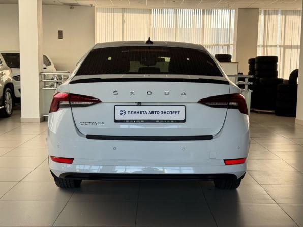 Skoda Octavia IV (A8) с пробегом 2020 года, цена 1 825 000 рублей, 105770 км, лифтбек, Автокод Объявления