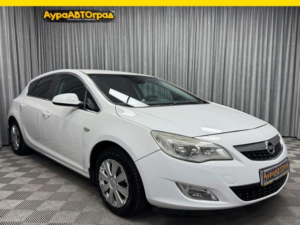 Opel Astra J с пробегом 2011 года, цена 599 000 рублей, 195596 км, хэтчбек, Автокод Объявления