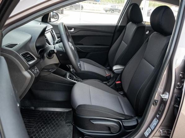 Hyundai Solaris II с пробегом 2018 года, цена 1 535 000 рублей, 91165 км, седан, Автокод Объявления