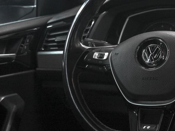 Volkswagen Jetta VII с пробегом 2021 года, цена 2 049 900 рублей, 151000 км, седан, Автокод Объявления