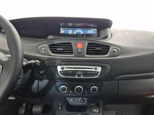 Renault Scenic III с пробегом 2010 года, цена 610 000 рублей, 162375 км, минивэн, Автокод Объявления