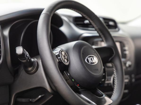 Kia Soul II Рестайлинг с пробегом 2018 года, цена 1 498 000 рублей, 79214 км, хэтчбек, Автокод Объявления