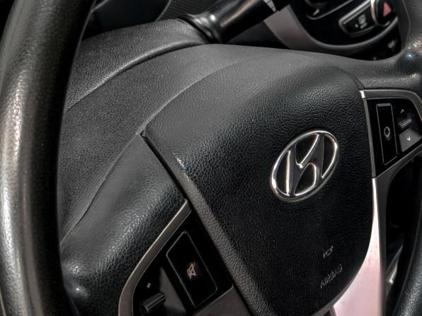 Hyundai Solaris I Рестайлинг с пробегом 2014 года, цена 1 249 000 рублей, 93000 км, седан, Автокод Объявления