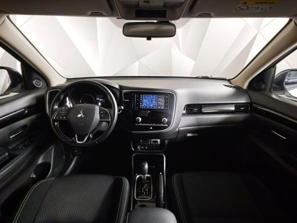 Mitsubishi Outlander III Рестайлинг 3 с пробегом 2021 года, цена 2 315 000 рублей, 86186 км, внедорожник, Автокод Объявления